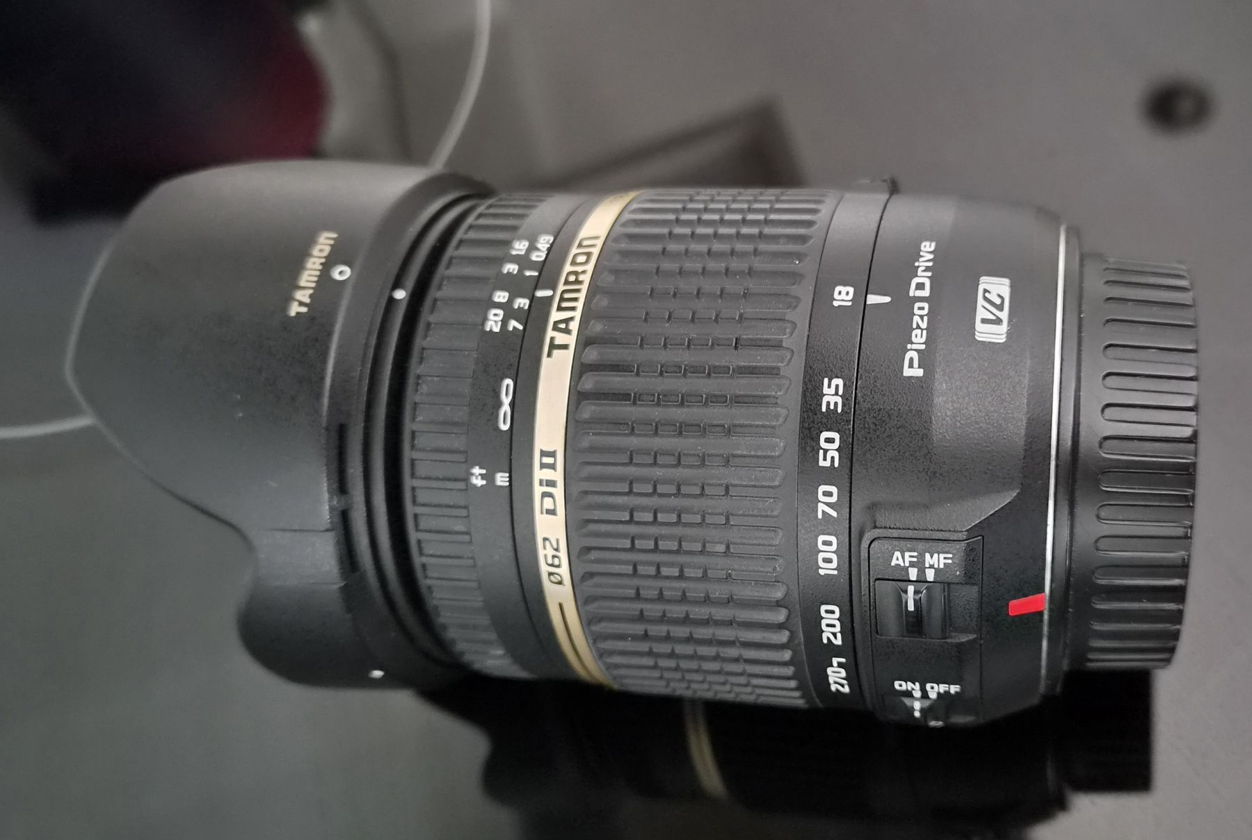 Canon Kamera: Canon EOS 700D Kamera, Tasche, Zubehör, +Weitwinkelobjektiv – Gebraucht aus Männedorf von CWE 7
