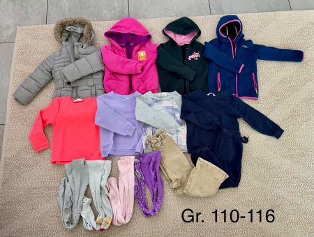 Kinder Kleider Gr. 110-116