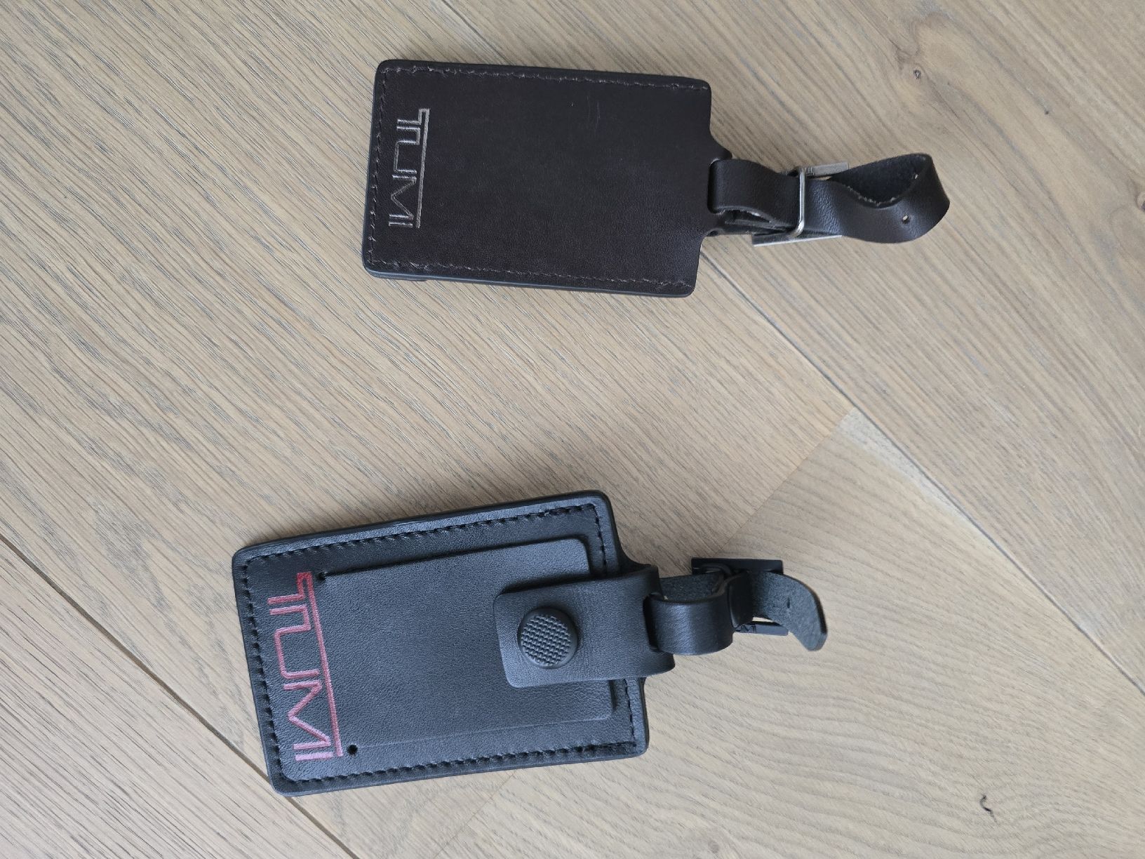 Tumi Valigie: Tumi Boardkoffer und Rucksack – Usato da Balzers venduto da Mr.Bargain 8