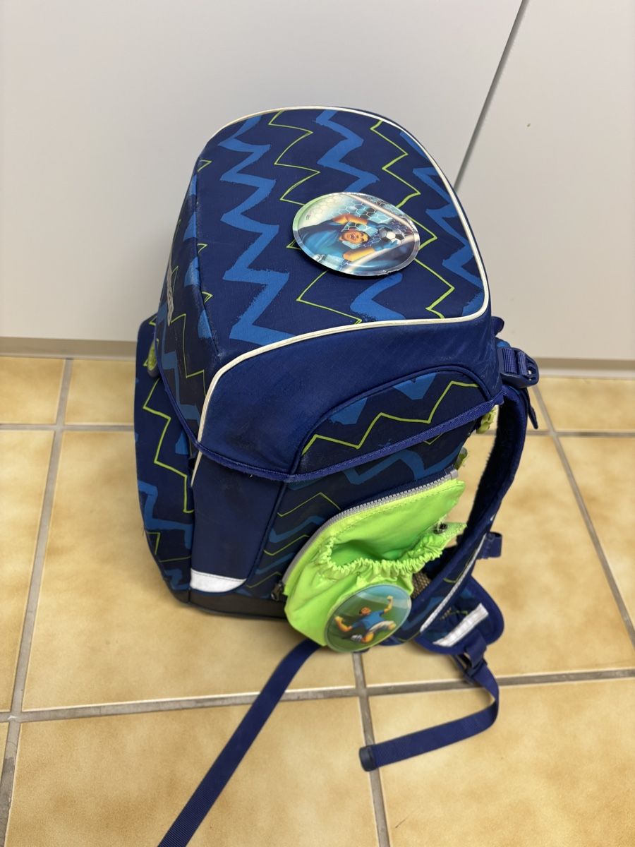 Sacs & sacs à dos: Schulranzen Ergobag mit Etui gebraucht – D'occasion à Grosswangen par esruk 4