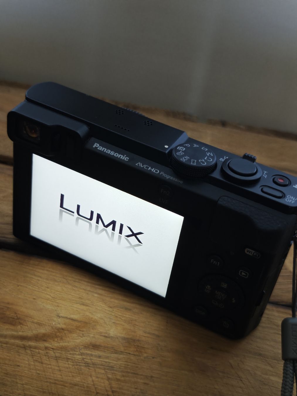 Panasonic Kamera: Panasonic Lumix DMC TZ71 – Gebraucht aus Basel von dbo_wm7c 2