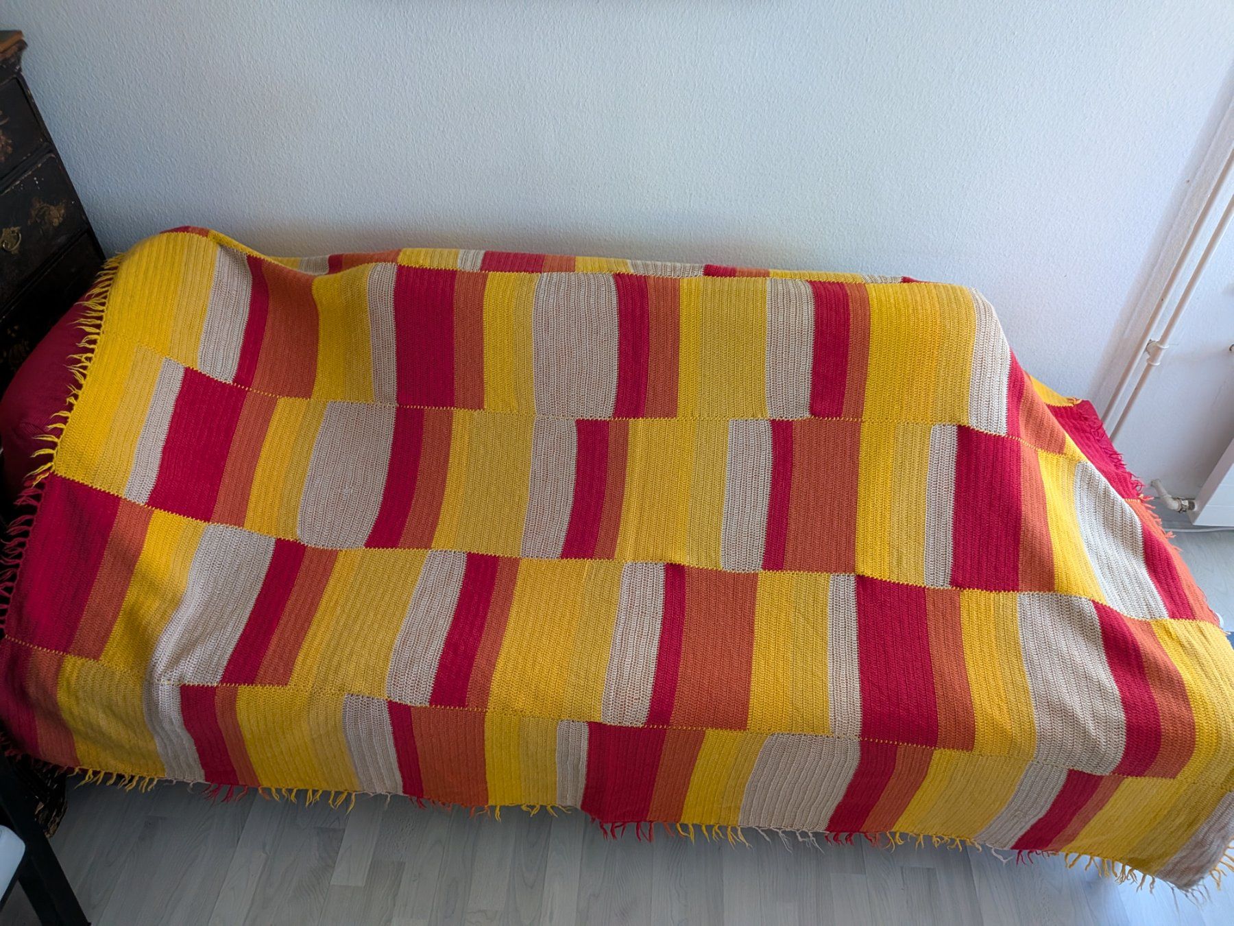 Coperte: Häkeldecke, Bett- oder Sofaüberwurf – Usato da Emmen venduto da magelan 1