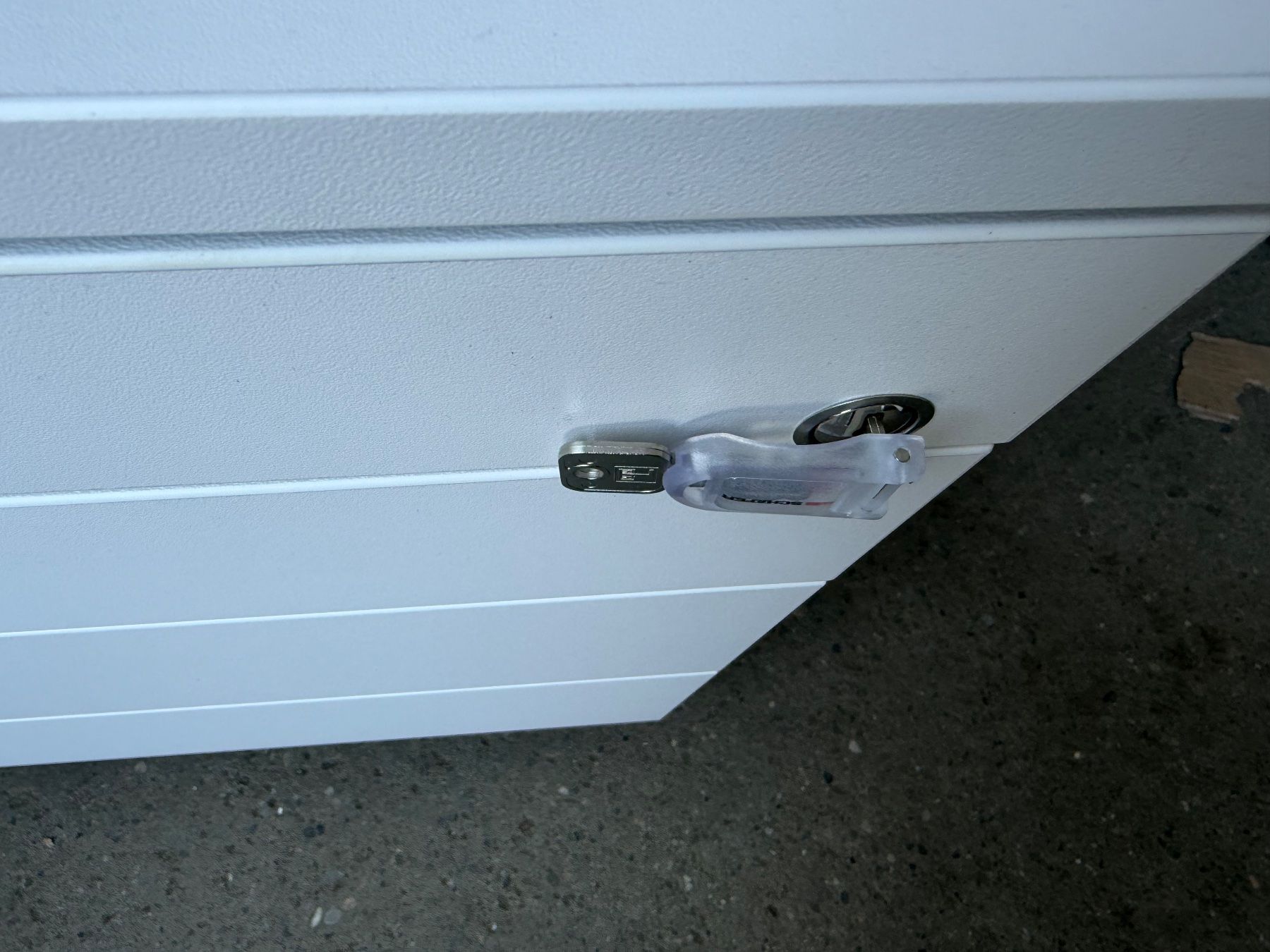Banconi: neuer Rollcontainer, 4 Schübe, mit Griffnut, hellgrau – Nuovo (secondo la descrizione) da Necker venduto da liq24 2