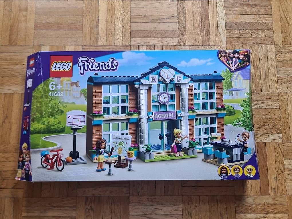 Lego Jeux de construction: Ecole Lego Friends – D'occasion à Petit-Lancy par sop_vkf9