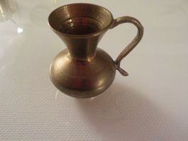 antiker mini Messing Krug (Setzkasten od. Puppenhaus)3