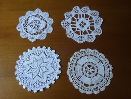 4 napperons crochetés main