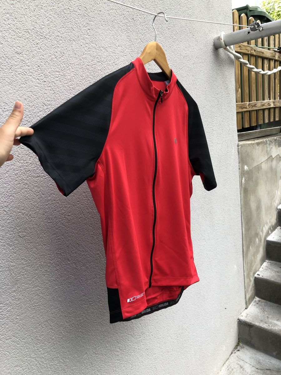Pearl Izumi Canottiere & Pantaloni: Pearl Izumi Cycling Jersey – Usato da Fribourg venduto da ann_l9b7 2