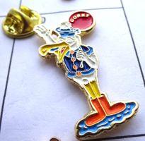 Pin Comics Donald  GORKY