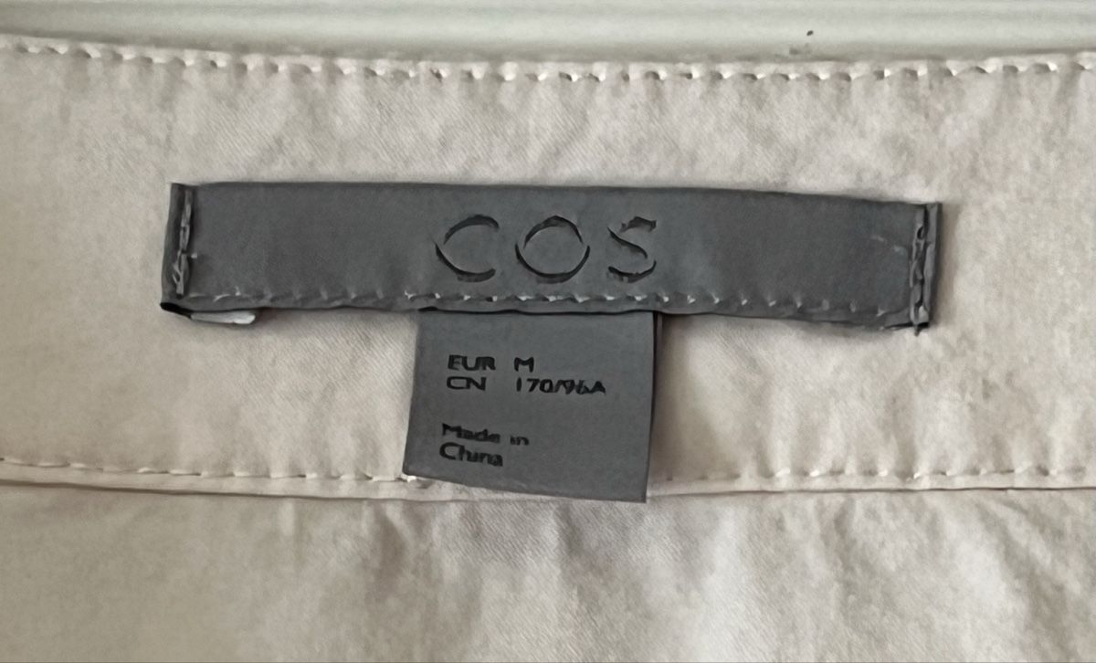 Cos Tops: Haut COS – Gebraucht aus Lausanne von micou47 2