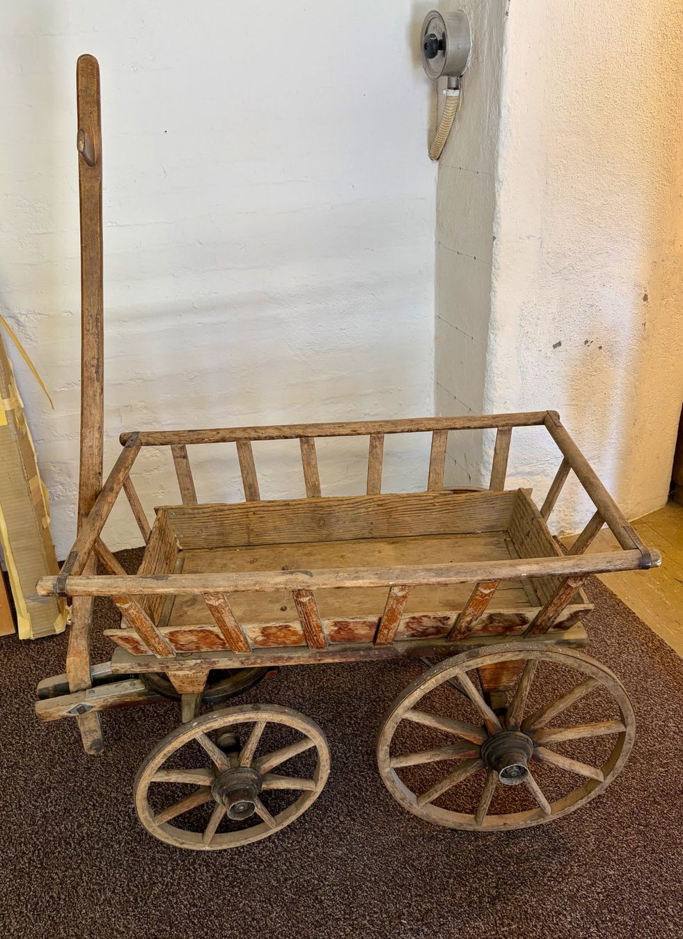 Rimorchi: antiker Leiterwagen – Usato da Winterthur venduto da Klematis 1