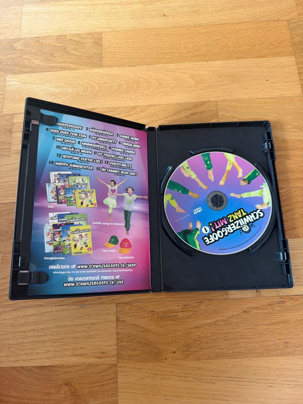 Tutti i DVDs: DVD Schwiizergoofe 1 – Usato da Steffisburg venduto da perle15 2