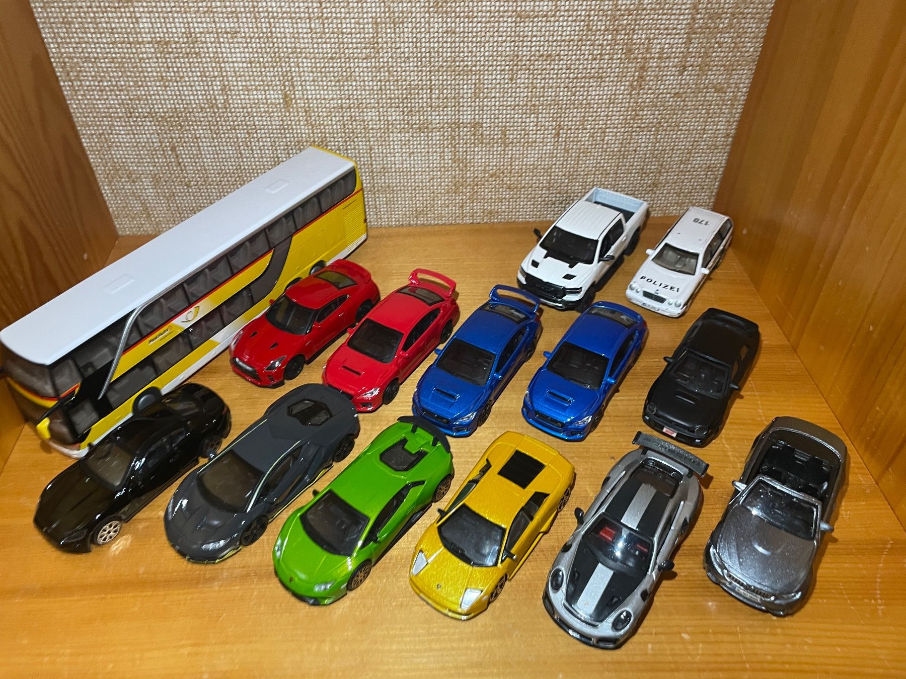 Maisto Giocattoli: Spielzeug Auto Set – Usato da Niederhasli venduto da nic_65cm 5