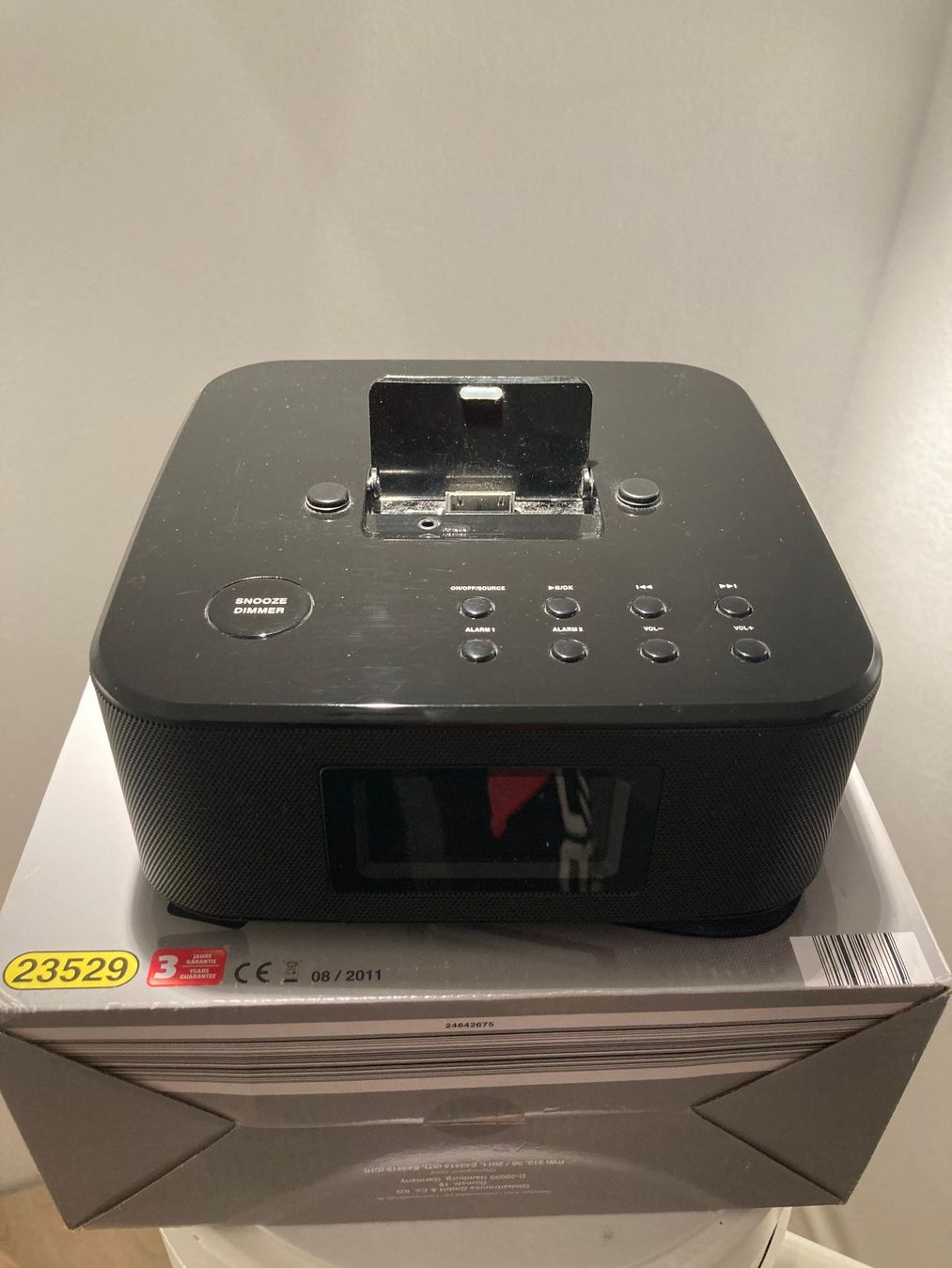Sveglie: Radiowecker mit Dockingstation für iPod – Usato da Dielsdorf venduto da Textron