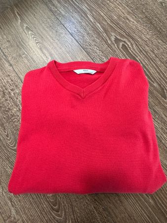 M&S Pullover Rot V-Ausschnitt - NEU - 12-13 Jahre (158 cm)