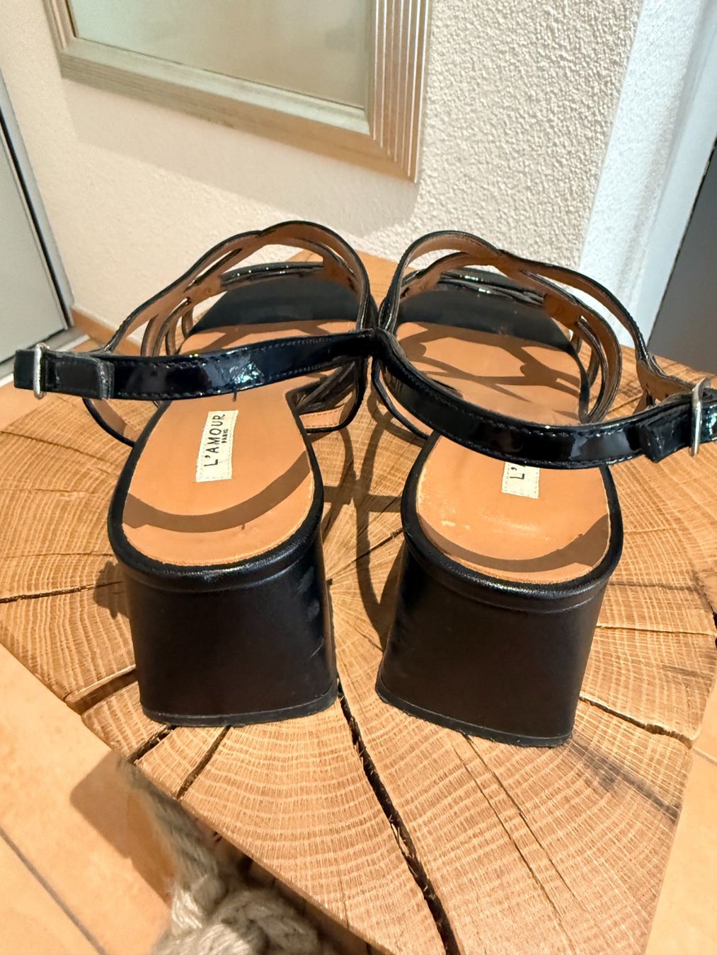 Damenschuhe: Sandalen schwarze 38 L'amour – Gebraucht aus Nuerensdorf von ghi_b7xs 2