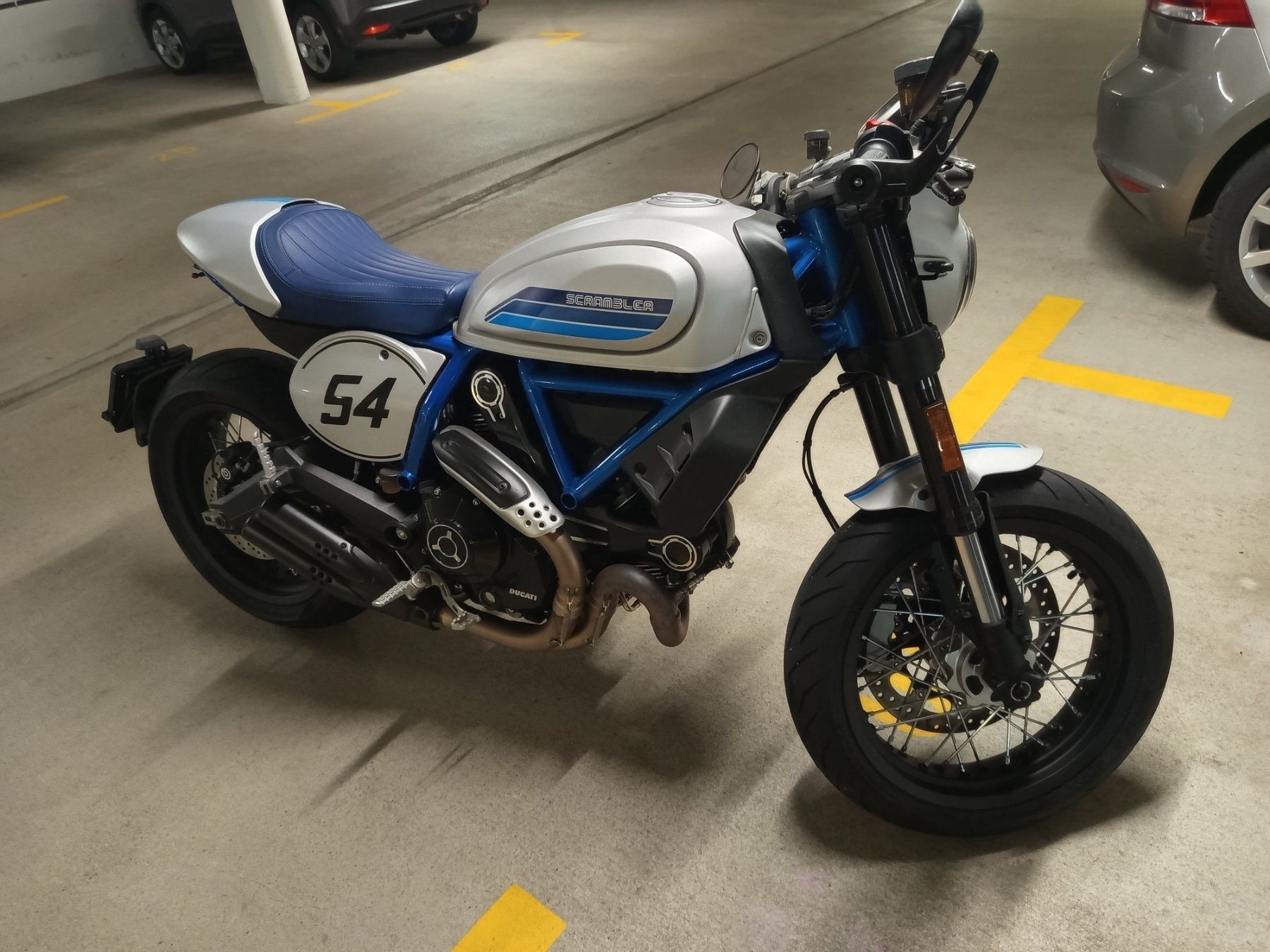 Ducati Strada: Ducati Scrambler Café Racer – Usato da Gossau SG venduto da Weve 2