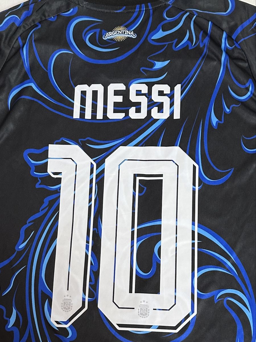 Adidas Maillots de corps & Pantalons: Messi Trikot G M – D'occasion à Maienfeld par tobeyl2020 5