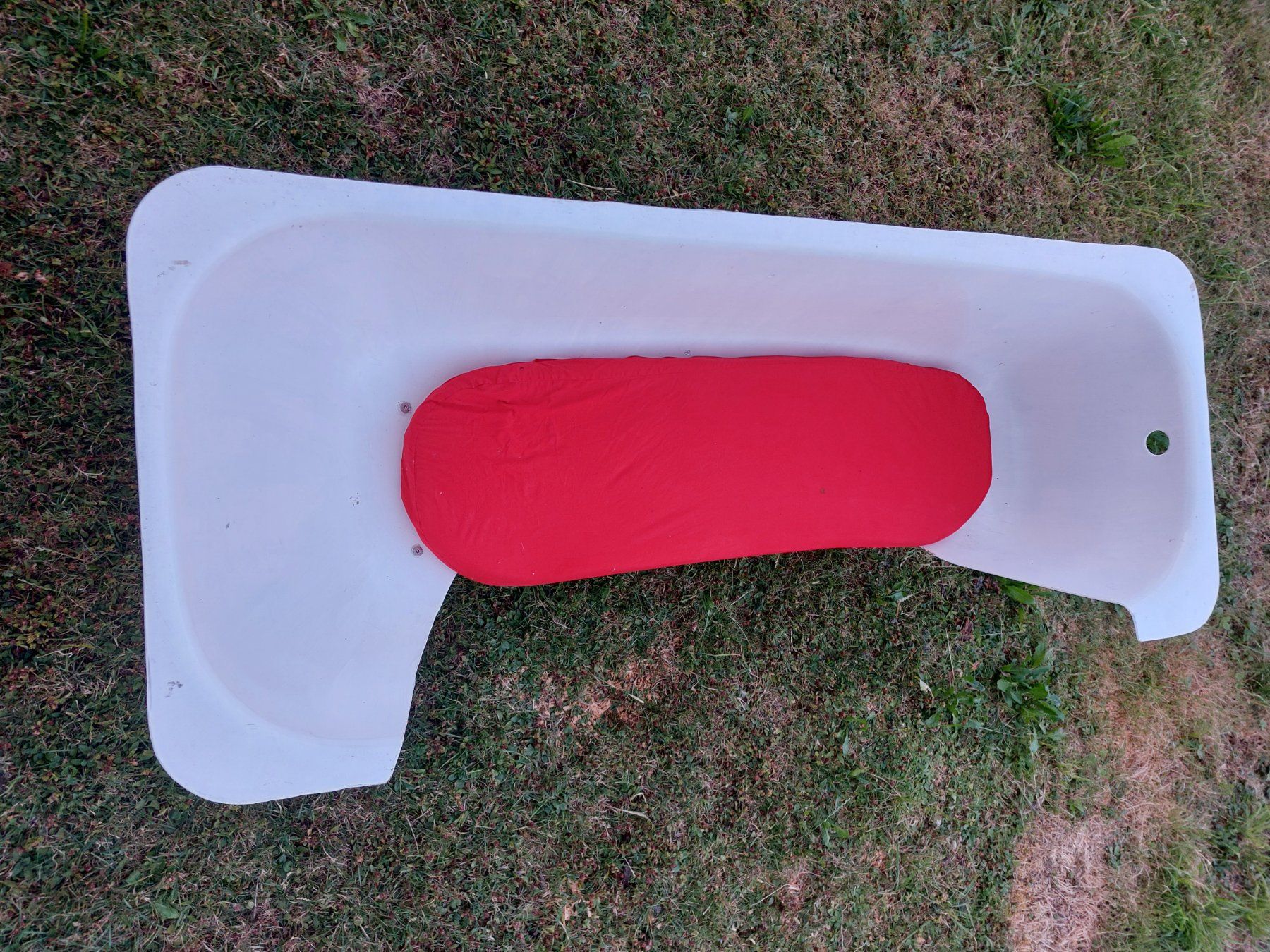 Sofas: Kultiges "Badewanne-Sofa" – Gebraucht aus Uznach von HePaH1 3