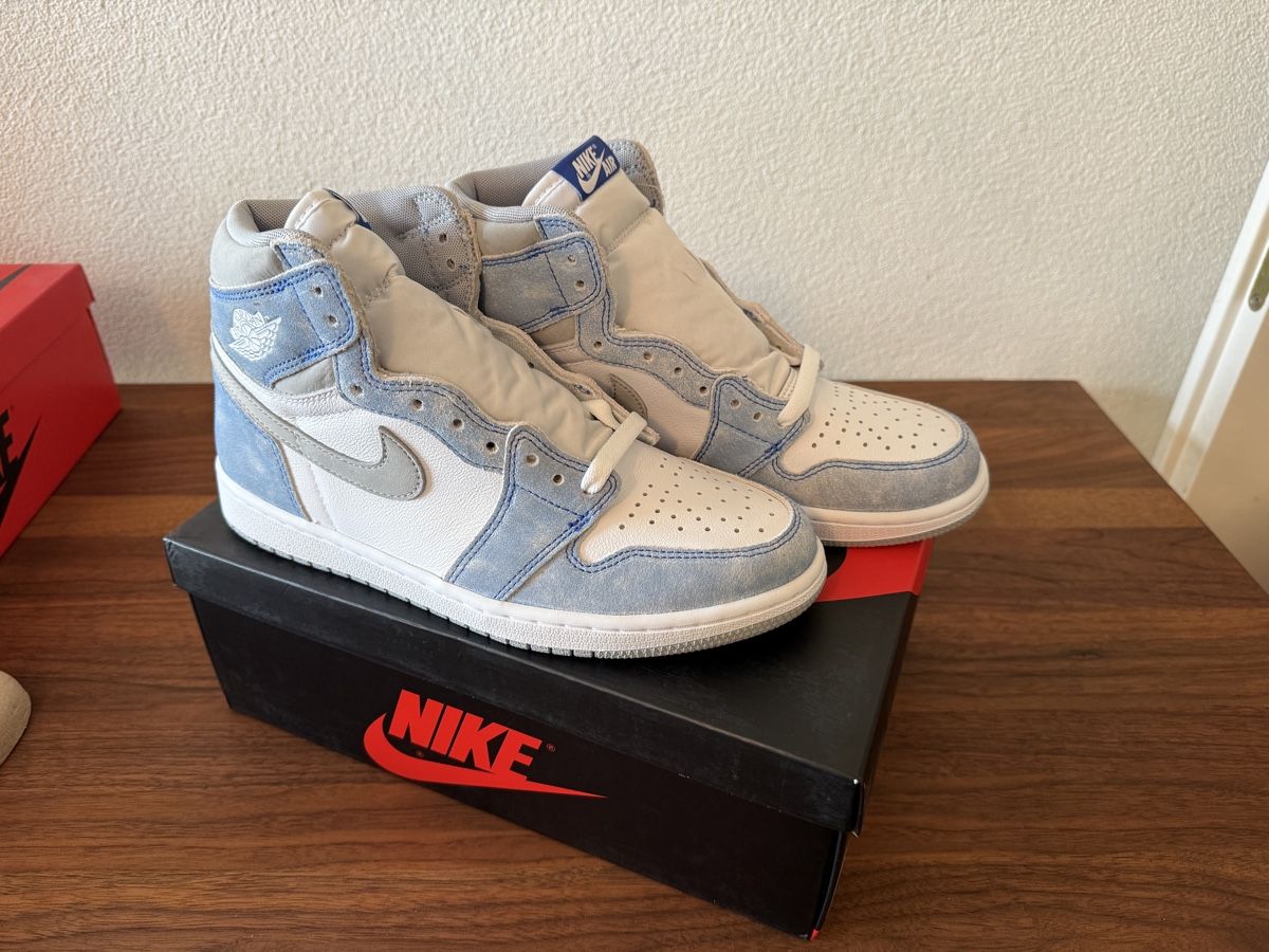 Jordan Herrenschuhe: Air Jordan 1 Hyper Royal EU42 – Neu und originalverpackt aus Bülach von Epicst0re 7