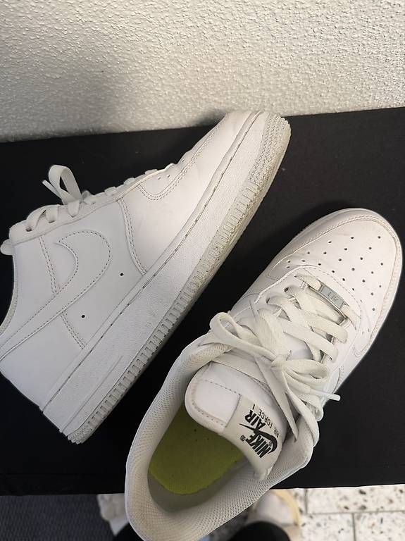 Scarpe da uomo: Air Force1 – Usato da Ruswil venduto da liisaa.kr 1