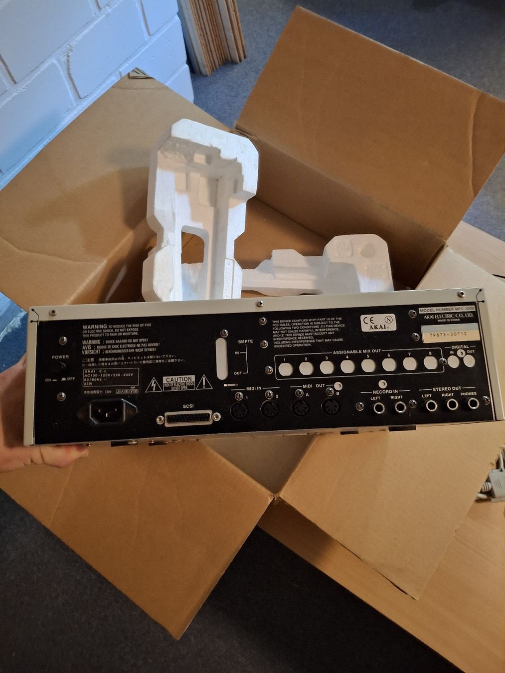 Akai Instruments de musique: Akai MPC 2000 – D'occasion à Steffisburg par JackieJ 1