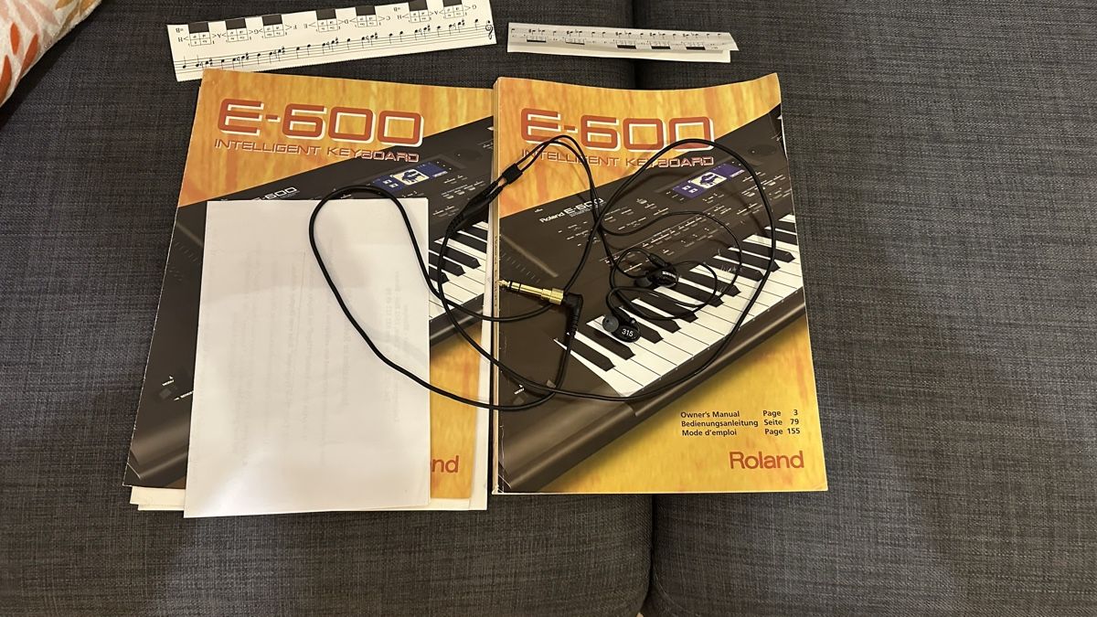 Claviers: Roland Keyboard E-600 – D'occasion à Oberbuchsiten par Schmbe 3