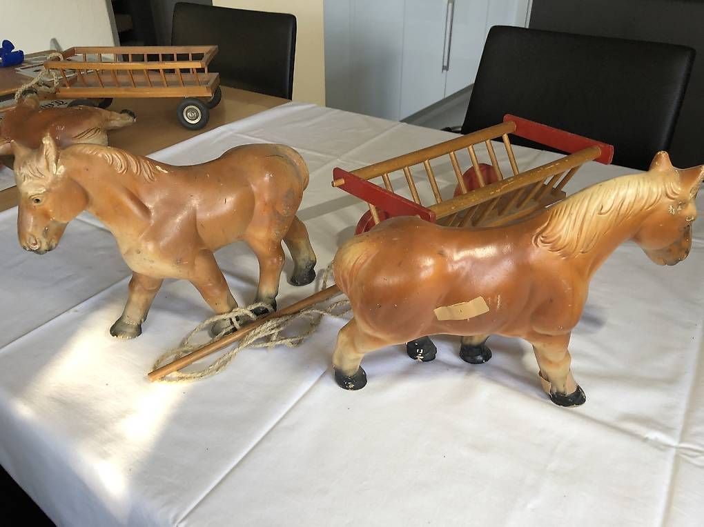 Giocattoli: 2 Pferde mit Wagen – Usato da Illnau venduto da mei_8cyp 1