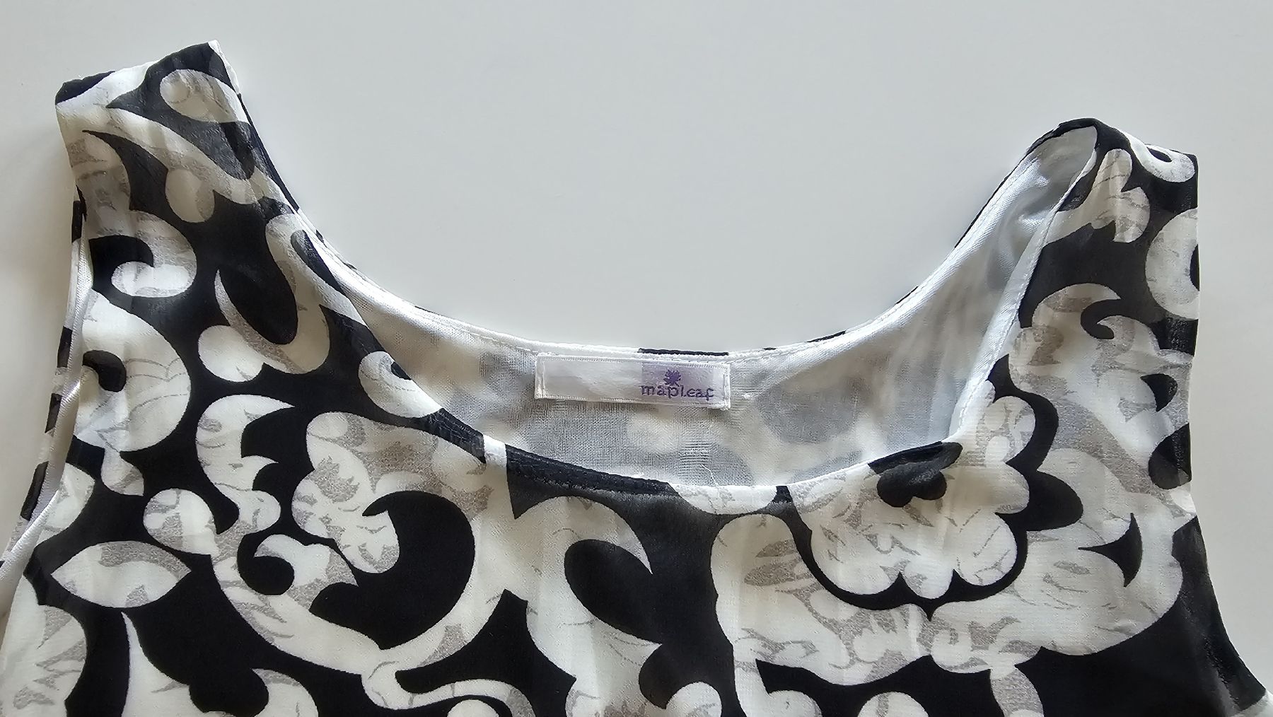 Robes: Damen Sommerkleid lang gemustert Grösse S – D'occasion à Aarau par Mery6 1