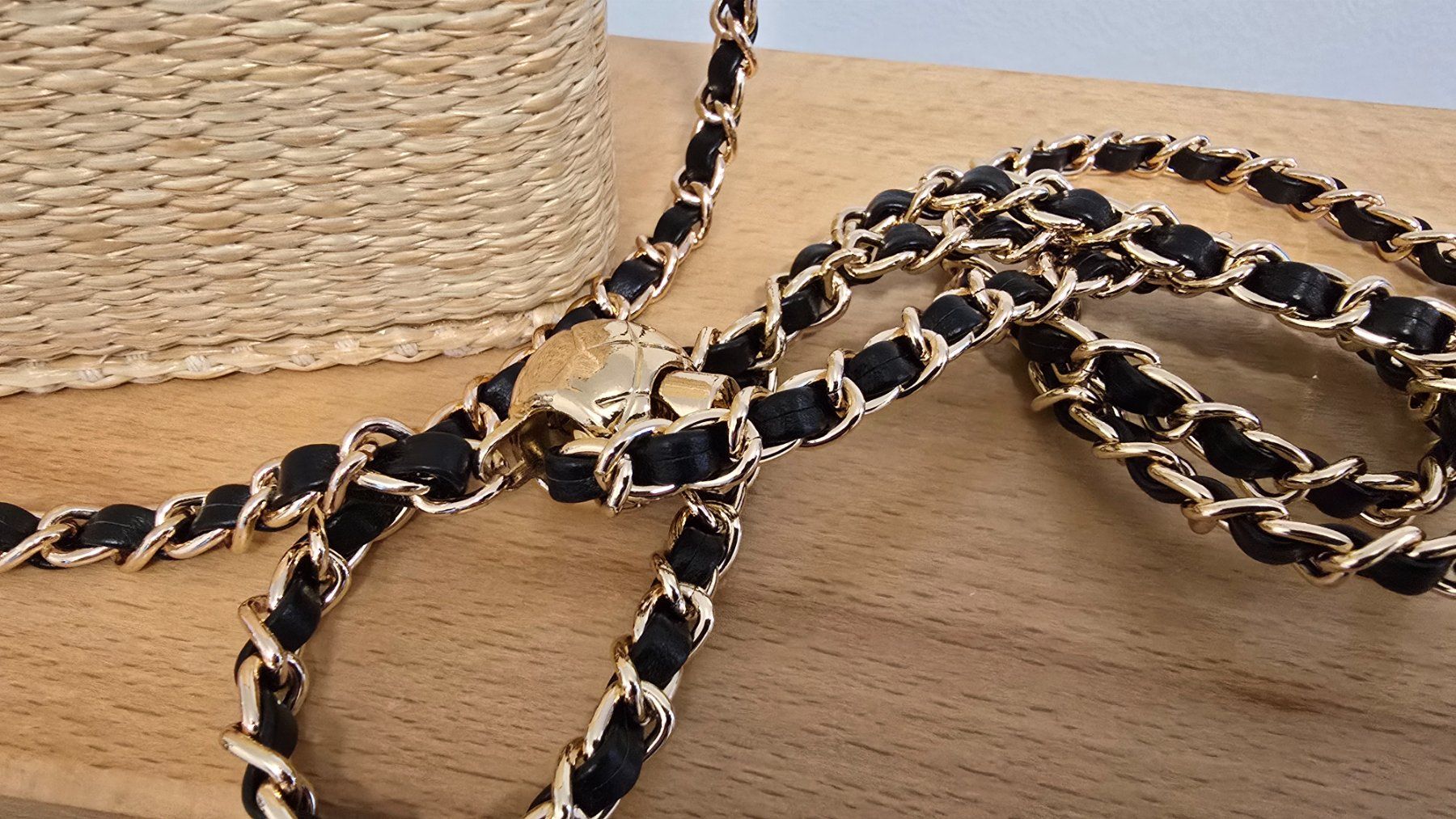 Chanel Custodie per cosmetici: Chanel Beauté Kosmetiktasche – Usato da wallisellen venduto da funkelsternchen5 5