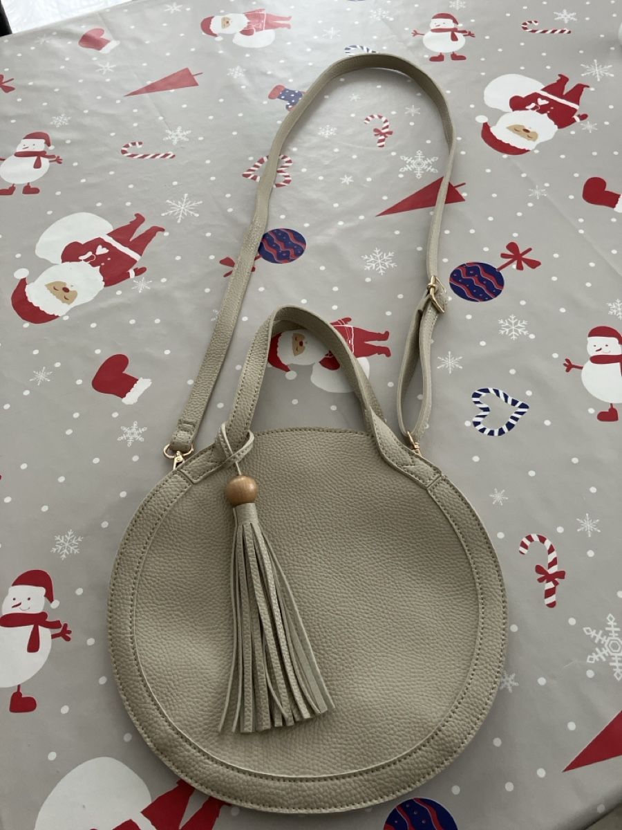 Borse da donna: Sac à main rond beige avec franges - comme neuf! – Nuovo (secondo la descrizione) da Bex venduto da epsonstylus