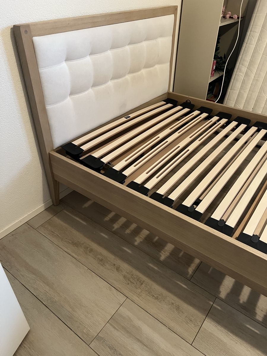 Pfister Letti: Bett komplett mit Matratze und Lattenrost – Usato da Ebikon venduto da TeDenzler 2