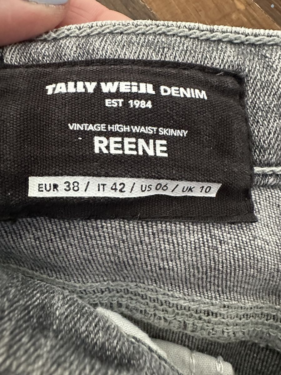 Jeans: 12.00 – Neu (gemäss Beschreibung) aus Winterthur von su_4assd 2
