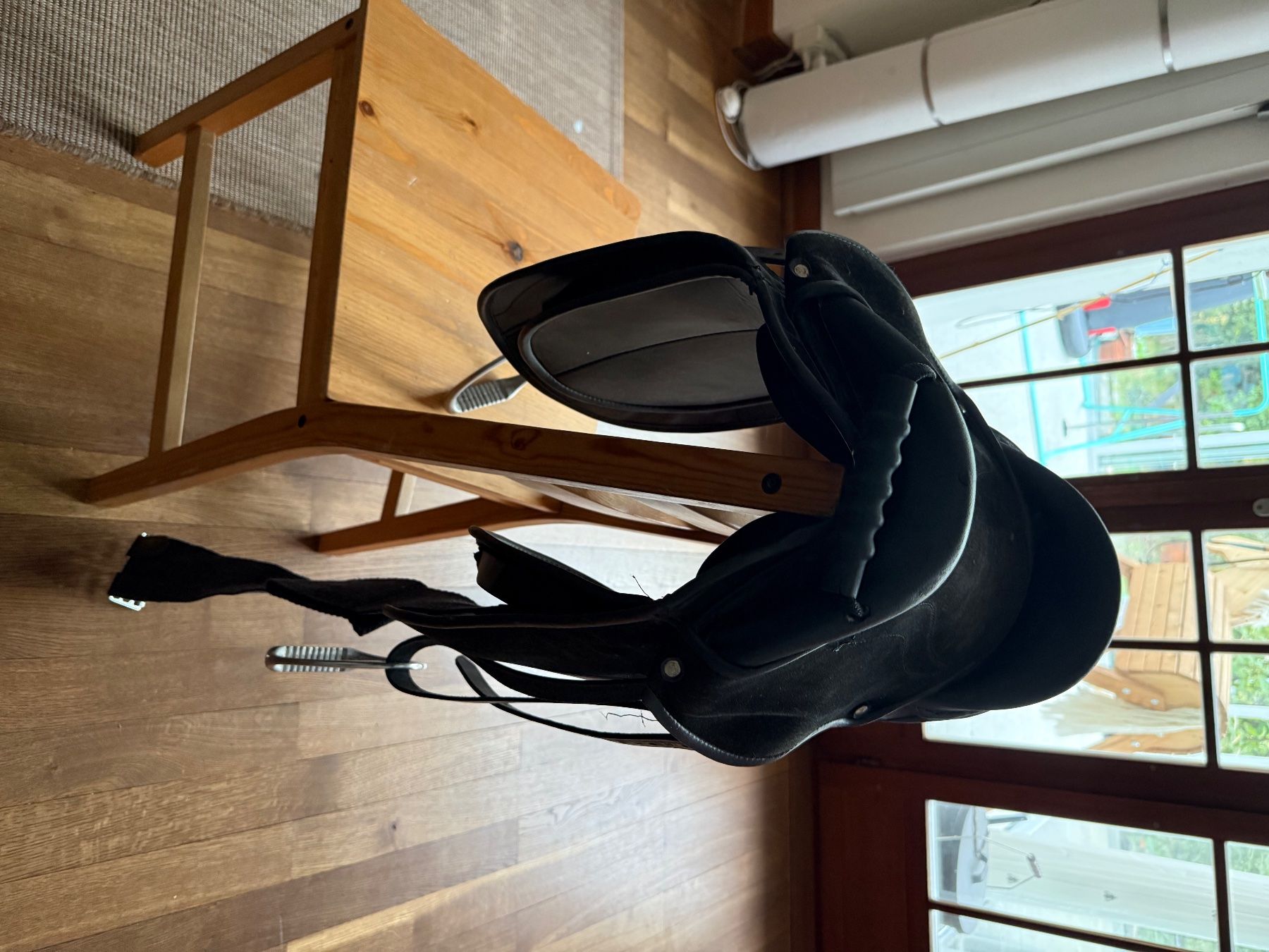 Selle & Accessori: Reitsattel schwarz – Usato da Basel venduto da Rsr1982 2