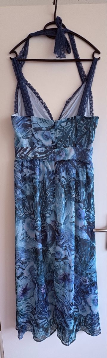 Guess Vestiti: Abito Guess – Nuovo (secondo la descrizione) da Bellinzona venduto da July180921 1