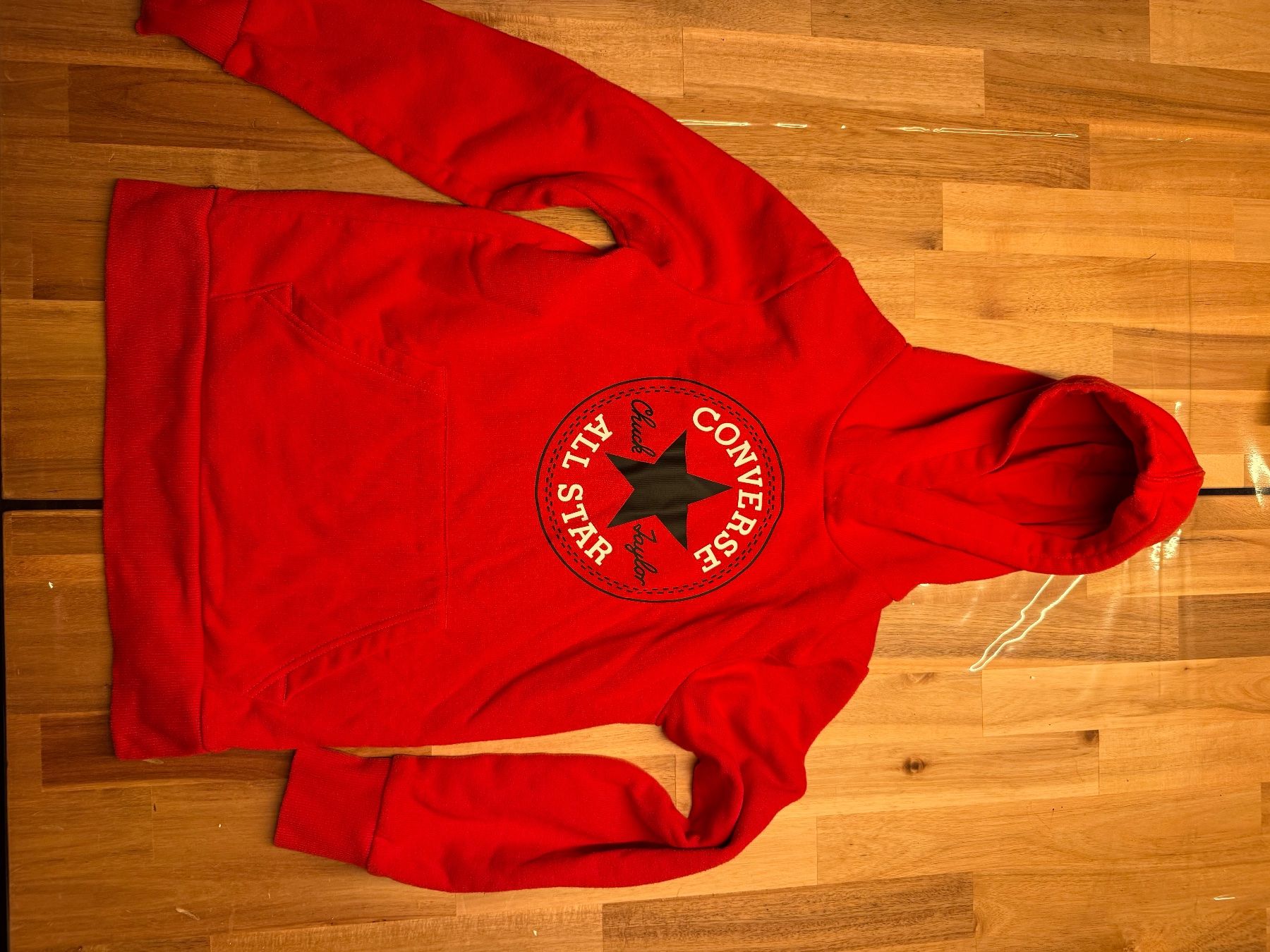 Converse Pullover & Sweatshirts: Kinder Converse Pullover – Gebraucht aus Schlieren von svenbaettig