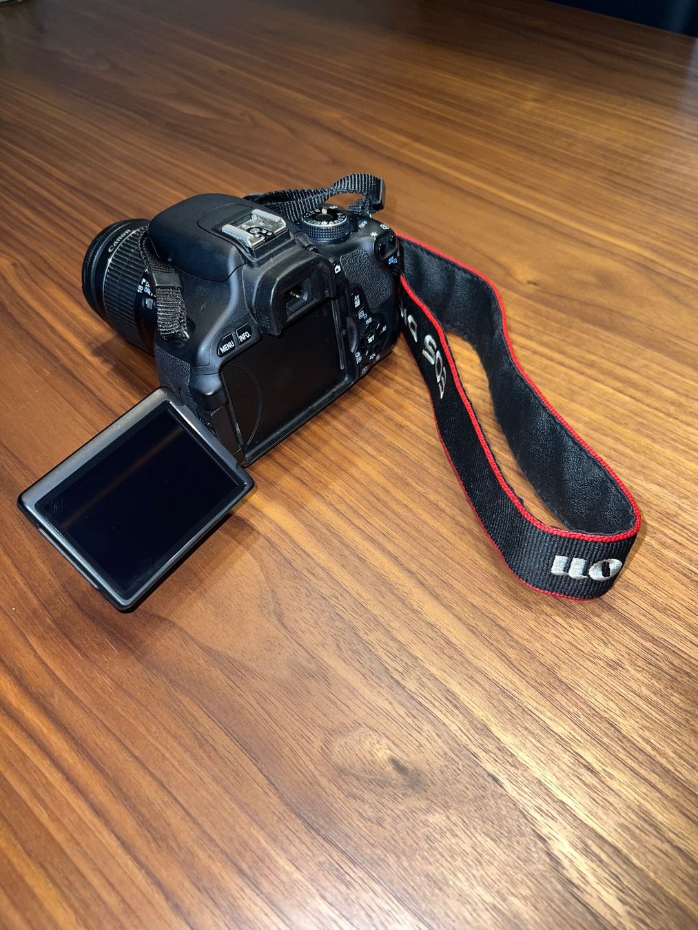 Canon Fotocamera: Canon EOS 600D mit Zubehör – Usato da Rafz venduto da chlxppli 1