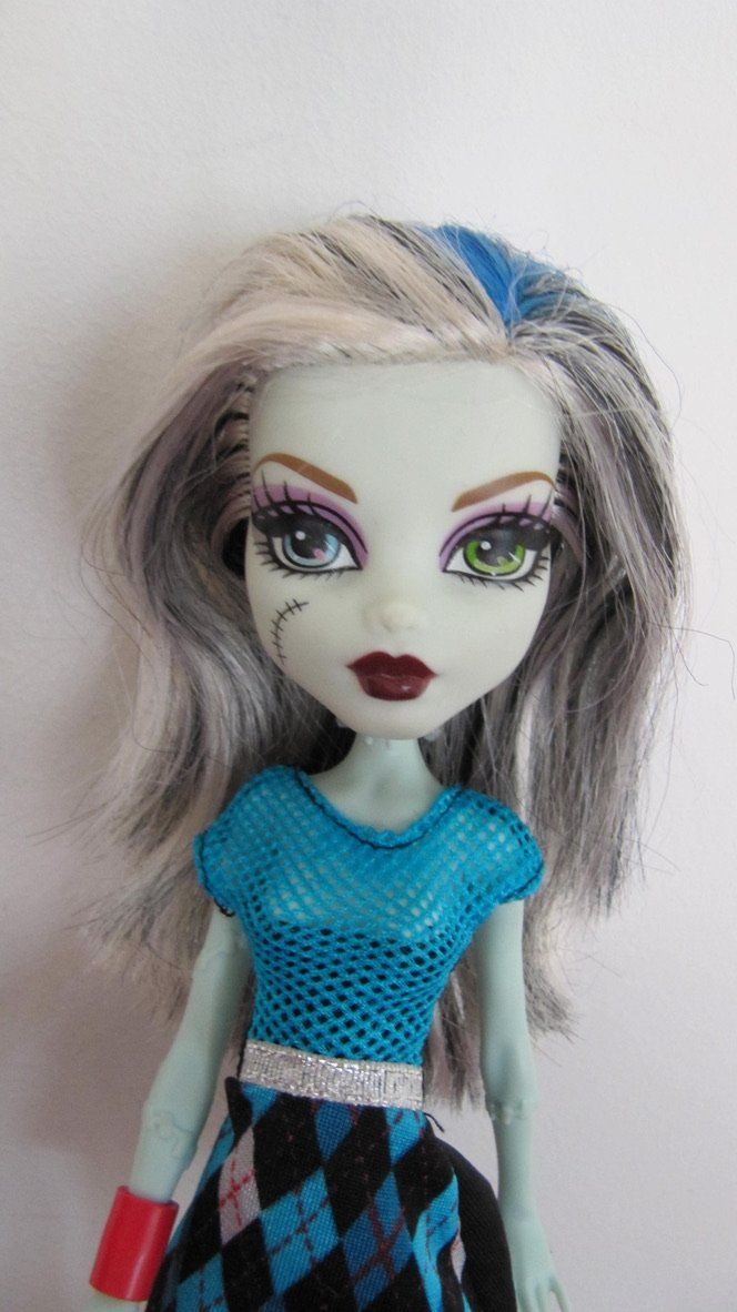 Puppen: Monster High Frankie Stein – Gebraucht aus Brunnen von Kiwiland1 1