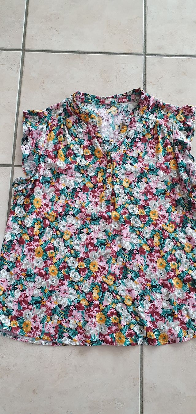 Blusen: Lot de 2 chemisiers S – Gebraucht aus Moutier von mar_7nrw 1