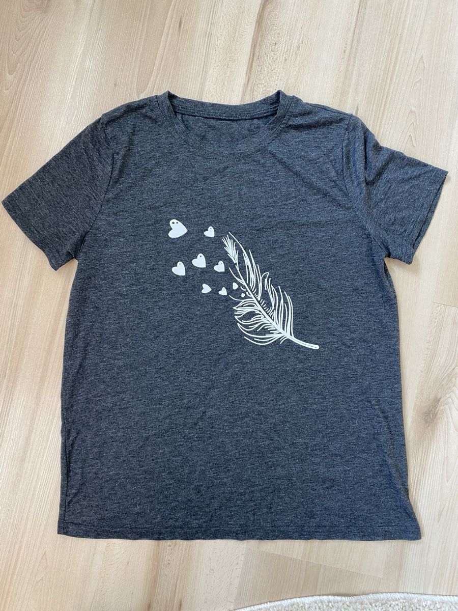 Kleiderpakete: 3 T-Shirts – Neu (gemäss Beschreibung) aus St. Peterzell von kreativnerd 4
