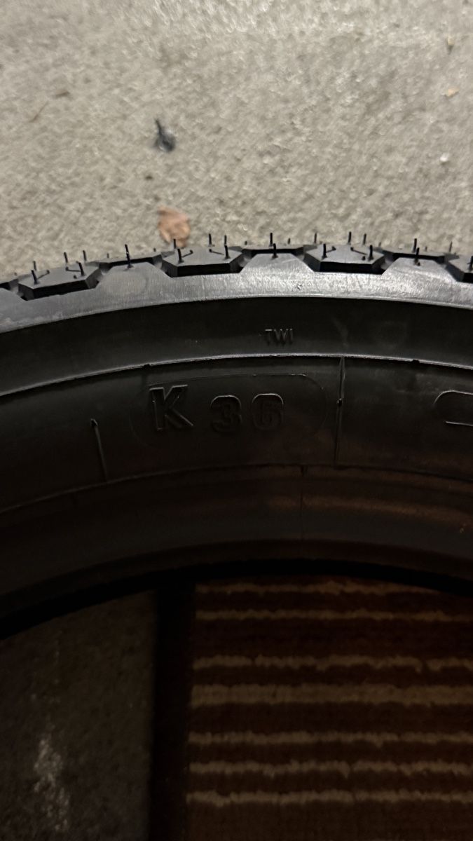 Pneumatici & Ruote complete: Neue Motorradreifen – Usato da Liestal venduto da kus_n25b 1