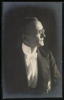 AK Dirigent Arthur Rother mit Orden
