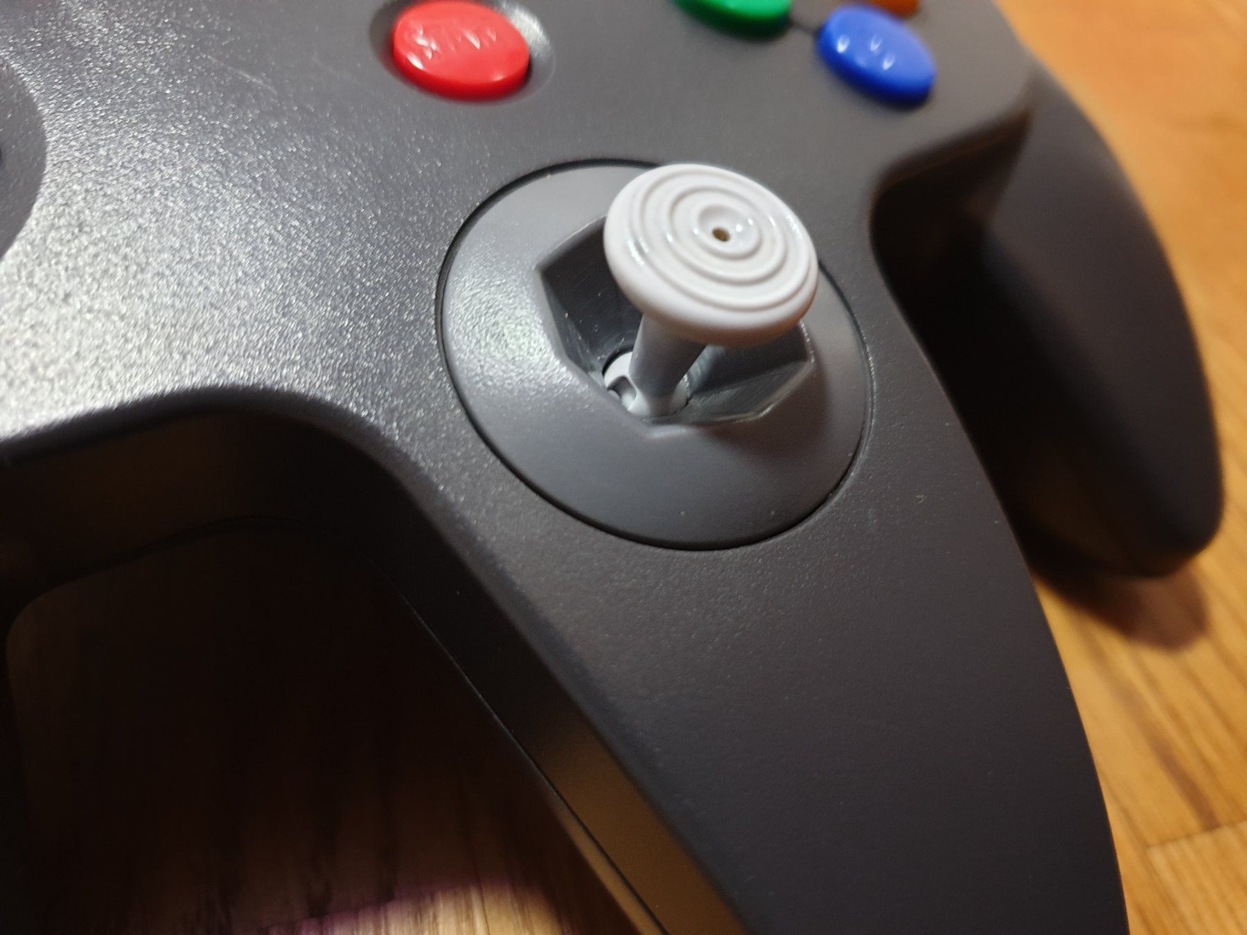 Controller: Originaler Nintendo N64 Controller schwarz – Usato da Rain venduto da Laupia 3