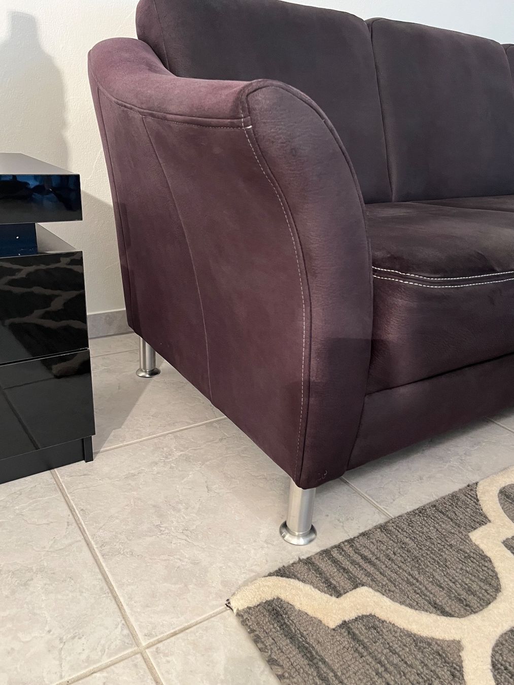 Livique Sofas: Livique Sofa 3-Seat – Gebraucht aus Lachen SZ von aba_9vg2 3