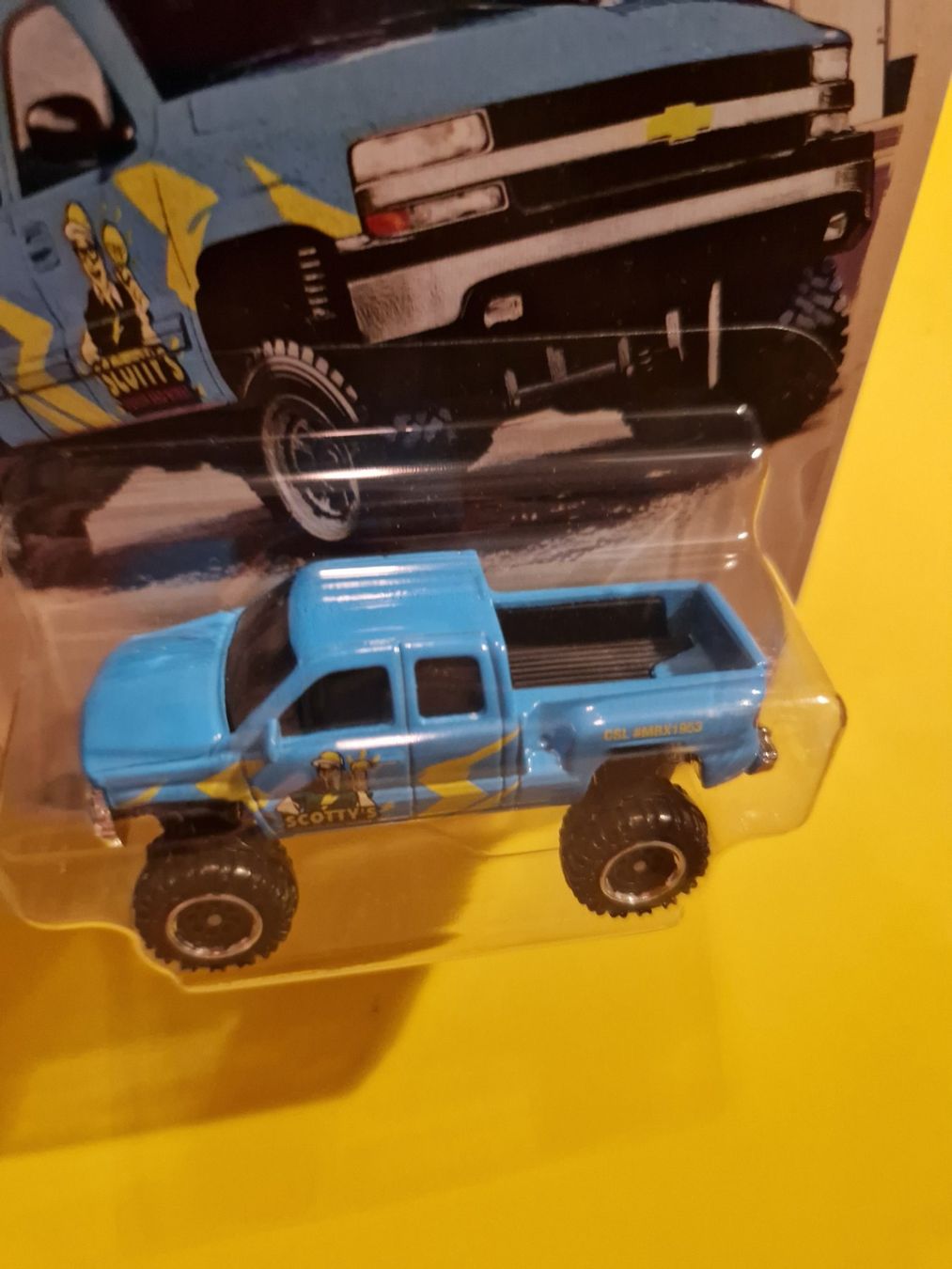 Matchbox Modellautos: Matchbox  CHEVY SILVERADO 4x4 – Neu und originalverpackt aus Oftringen von Rotor 4