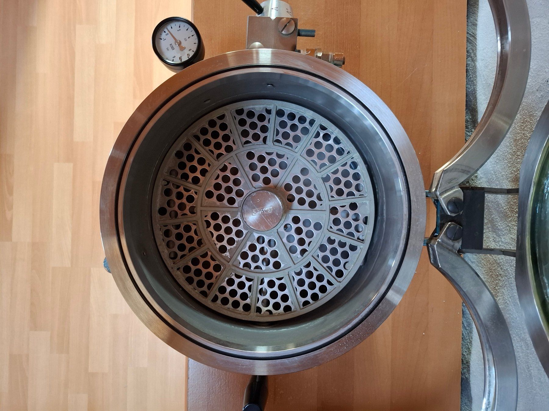 Tutte le macchine: Roxer AQUAVAC PV8 pour tests d'étanchéité – Usato da Marsens venduto da jogocade 3