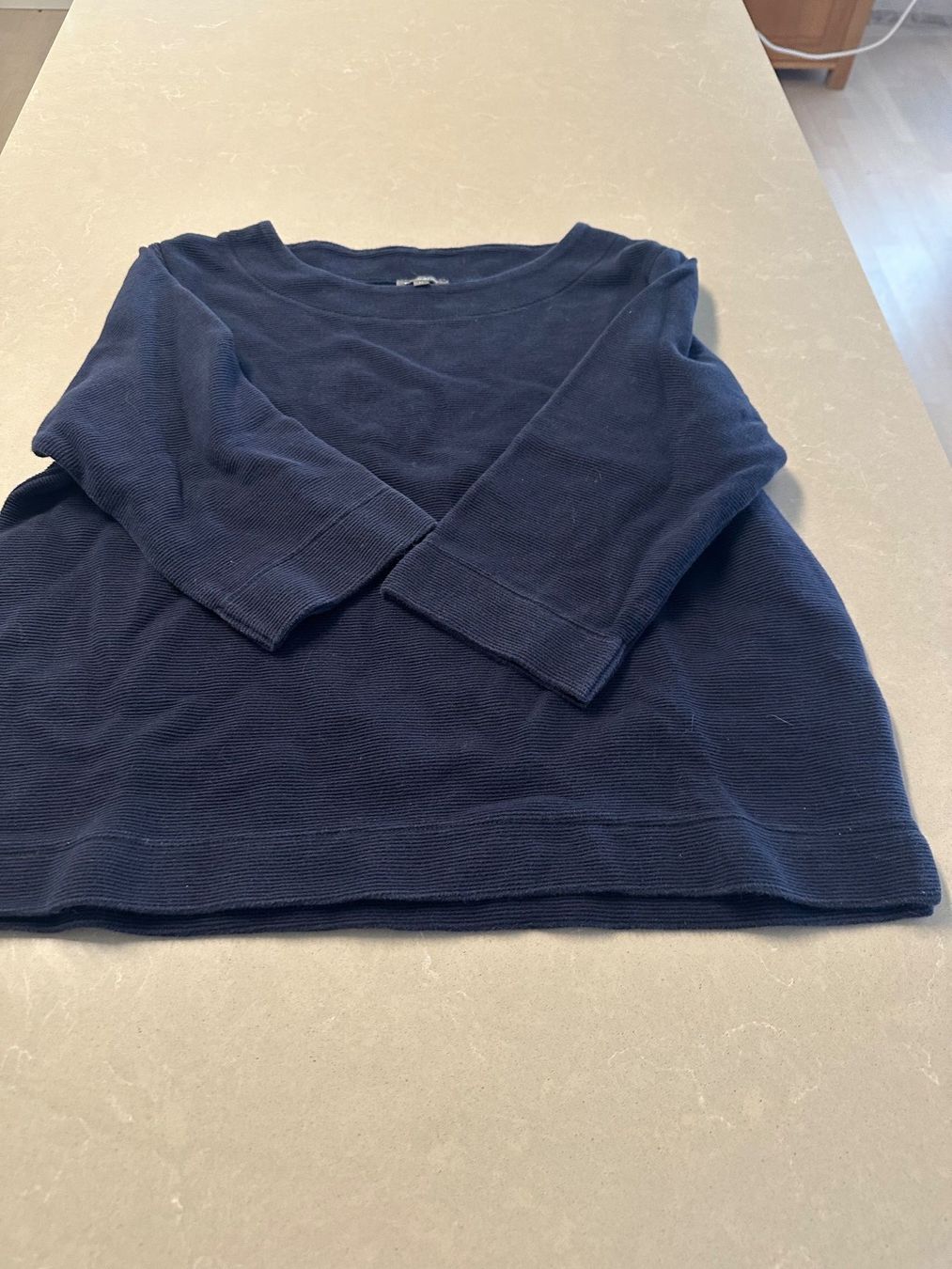 Maglioni & Felpe: Dunkelblauer Strickpullover | Minimalistisch&Cozy | Gr. M – Usato da Weggis venduto da _GMA9
