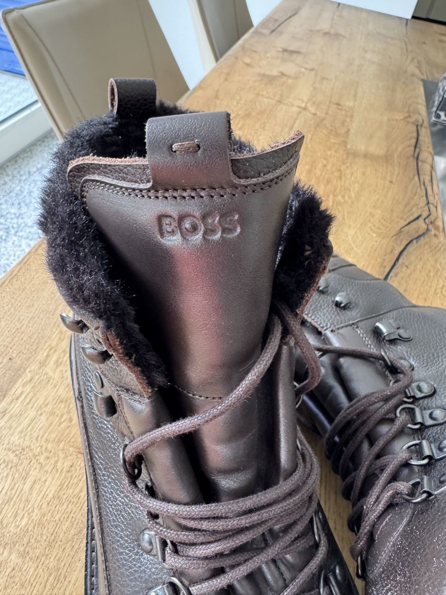 Hugo Boss Scarpe da uomo: BOSS  Schnürstiefel  – Nuovo (secondo la descrizione) da Altdorf UR venduto da NikonF6 3