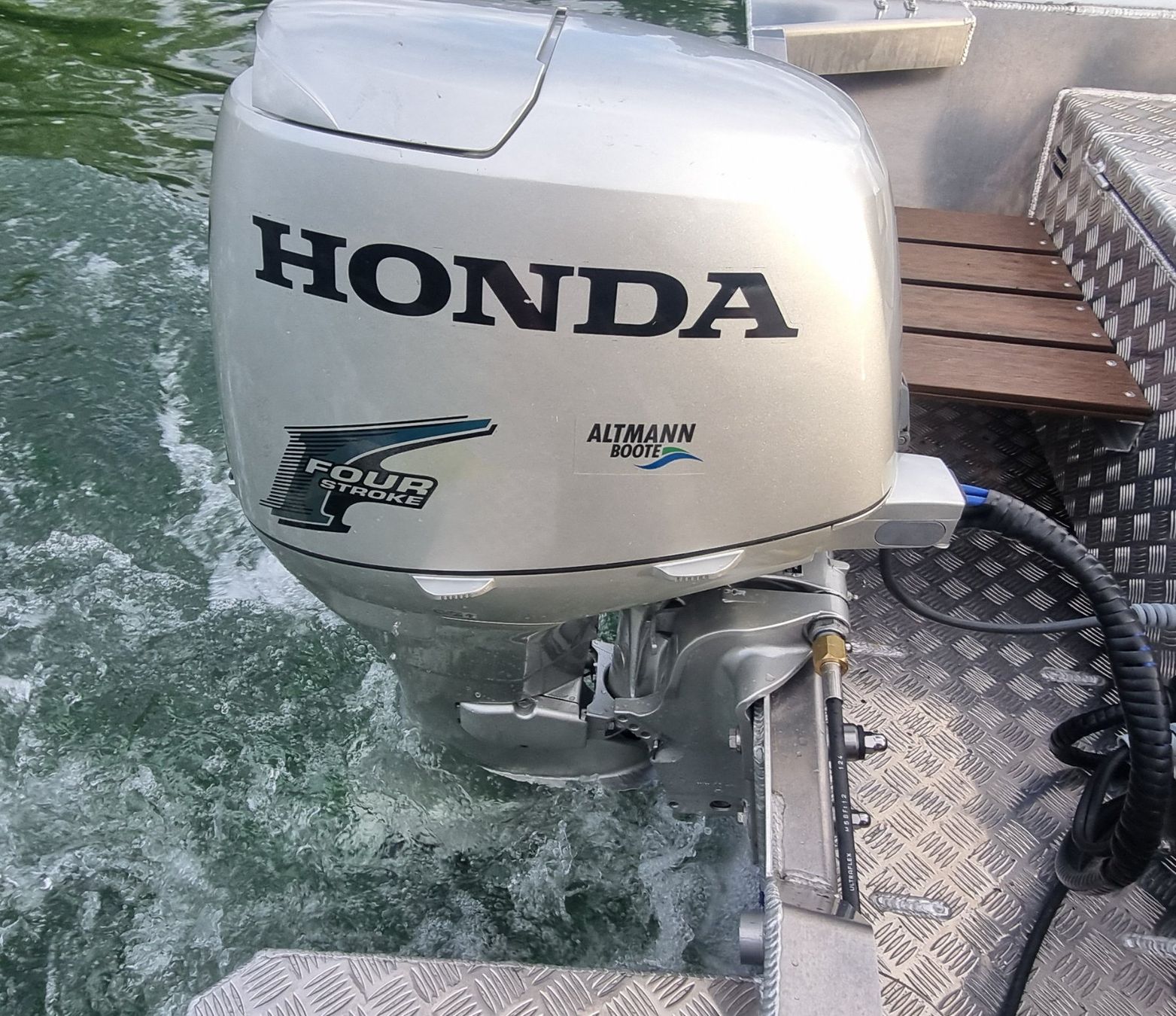 Honda Motori: Aussenborder Honda 40 Ps BF40 A4 – Usato da Oerlingen venduto da Phil753