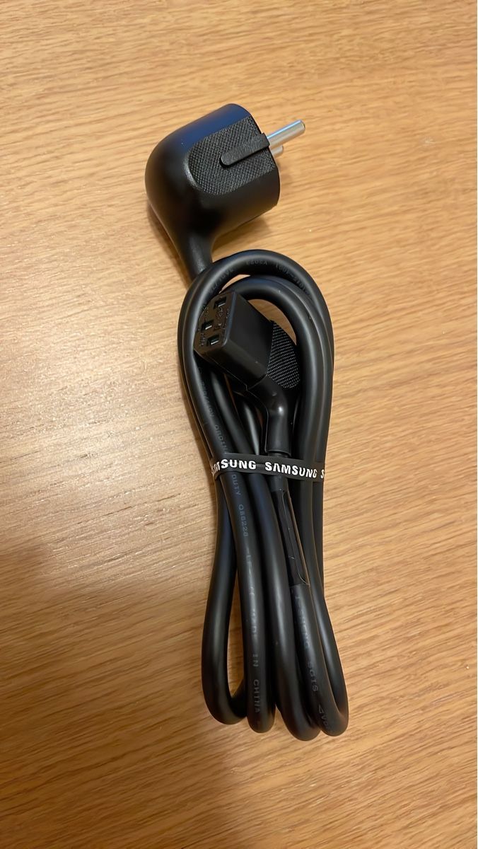 Samsung Cavi: Samsung Netzkabel Stromkabel Stecker Strom Anschlusskabel – Nuovo (secondo la descrizione) da Zürich venduto da spo_zxm7