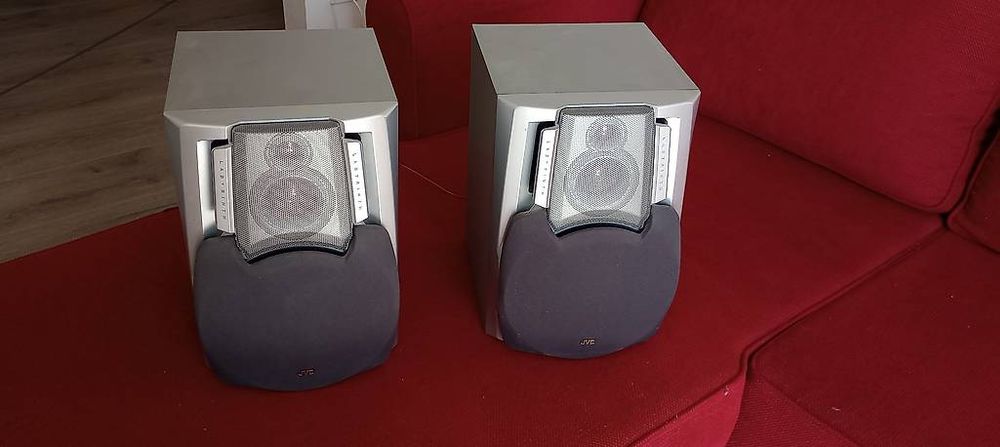 Enceintes 100W JVC (D'occasion) à Neuchâtel pour CHF 30 - retrait